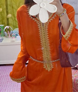 Caftán naranja con bordado (acepto ofertas)