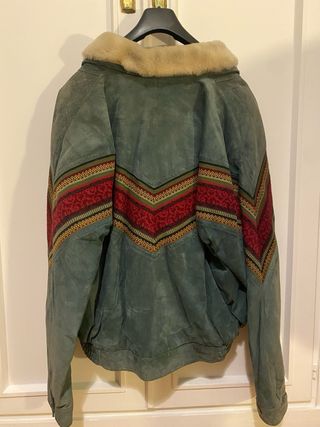 Bomber de piel.