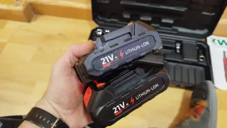 NUEVA! Llave larga de trinquete con 2 baterías 21V