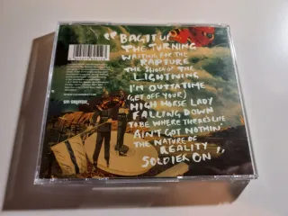 Oasis - Dig Out Your Soul CD