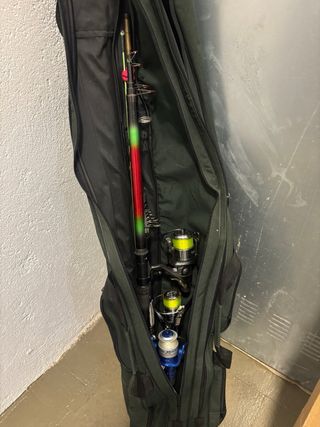 Caña de pescar y accesorios