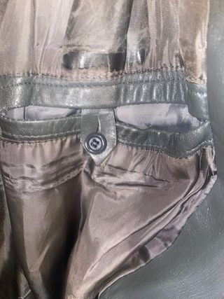 Chaqueta de piel gris Falta lustrar