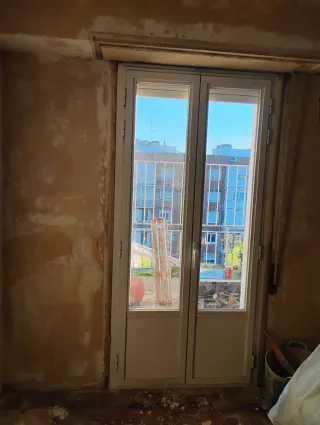 Ventanas aluminio blancas