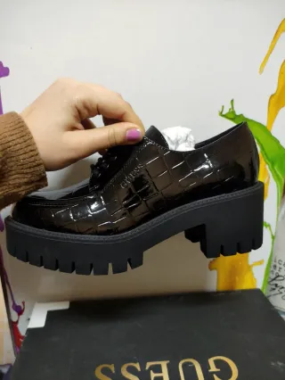 Scarpe Guess eleganti N.37