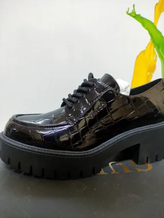 Scarpe Guess eleganti N.37