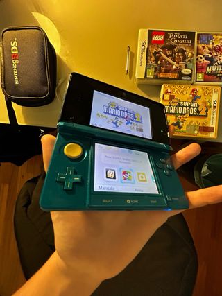 Nintendo 3DS Blu + Giochi e Accessori