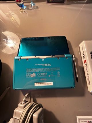 Nintendo 3DS Blu + Giochi e Accessori