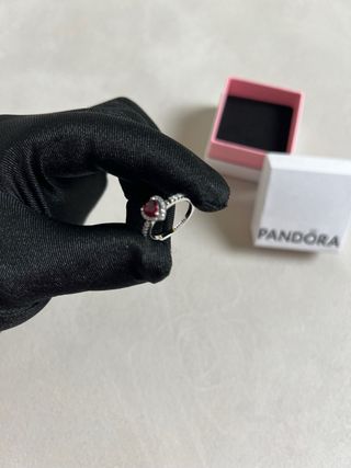Anillo Pandora Corazón Rojo y Plata