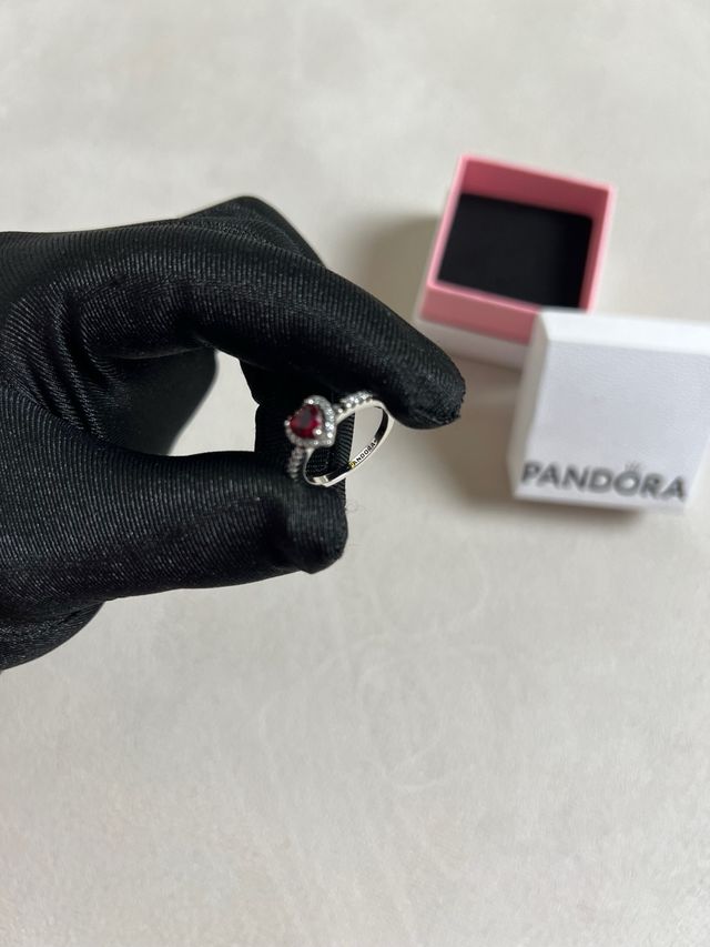 Anillo Pandora Corazón Rojo y Plata