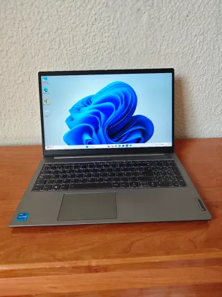 Portátil Lenovo ThinkBook 15 FHD i5 11Gen
