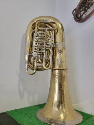 Tuba