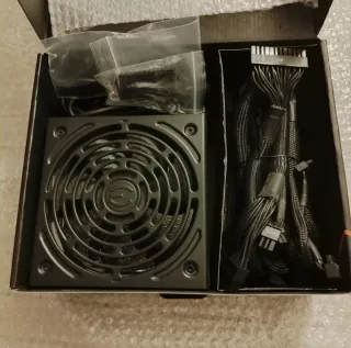 Fuente Alimentación EVGA 750W B5 80+ Bronze