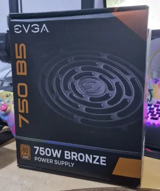 Fuente Alimentación EVGA 750W B5 80+ Bronze