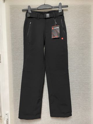 Pantalón de montaña y nieve