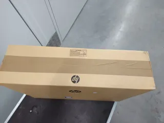 HP All-in-One 27 i5 16GB 512GB
