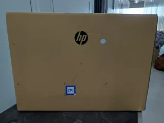 HP All-in-One 27 i5 16GB 512GB