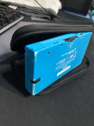 Nintendo DSi Azul Turquesa + 45 Juegos +funda (x2)