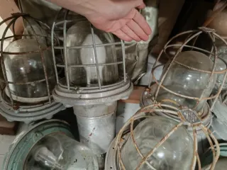 Lote 7 Lámparas Industriales Antiguas