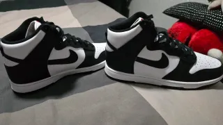 Nike Dunk High Blanco y Negro