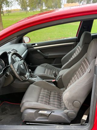 Volkswagen Golf 2006 GTI