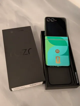 Motorola RAZR 60 Edição Campeonato Mundo FIFA 2026