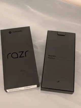 Motorola RAZR 60 Edição Campeonato Mundo FIFA 2026