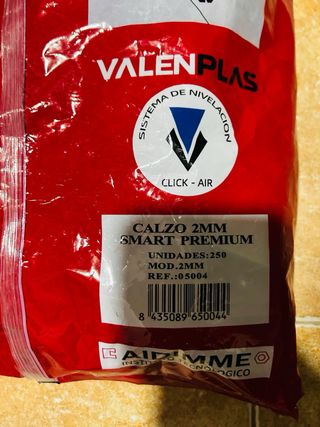 Separadores nivelación porcelánico gran formato 2m