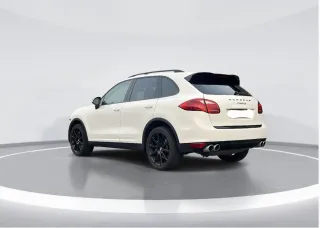Porsche Cayenne 2011