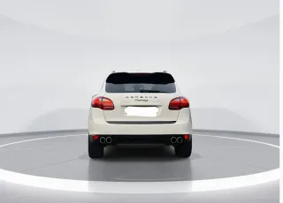 Porsche Cayenne 2011
