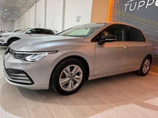 Volkswagen Golf Life 1.0 eTSI 81 kW (110 CV) DSG