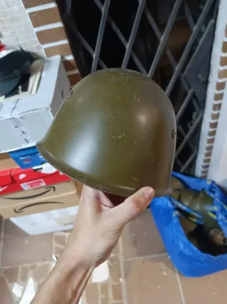 Casco militar búlgaro original