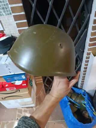Casco militar búlgaro original