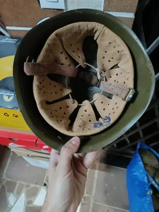 Casco militar búlgaro original