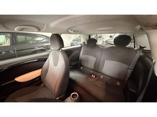 MINI MINI Cooper One 70 kW (95 CV)