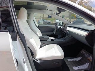 Tesla Model Y Performance 4WD 338 kW (460 CV)