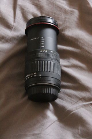 Objetivo Sigma 18-200mm f/3.5-6.3