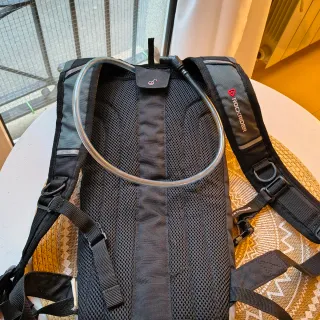 Mochila de hidratación Rockride 1.5L