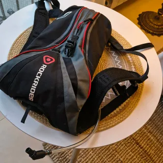 Mochila de hidratación Rockride 1.5L