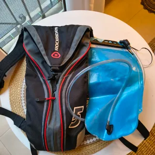 Mochila de hidratación Rockride 1.5L