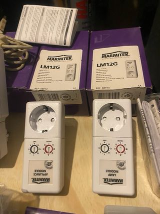 Lote Reguladores de Luz Marmitek CM11G LM12G