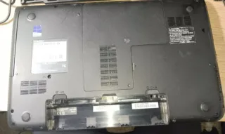 Portátil Toshiba i3 8GB RAM