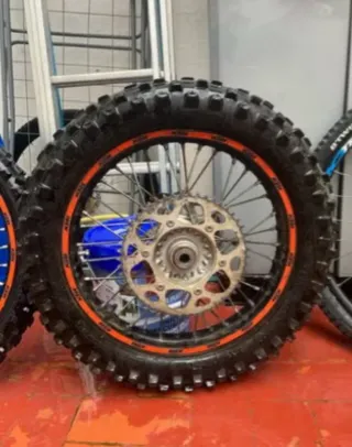 Llantas Cross KTM EXC 21/18