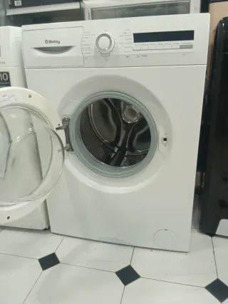 Lavadora Balay 6kg 1000 rpm