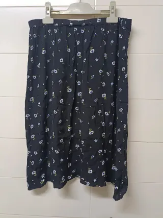 Falda estampada flores
