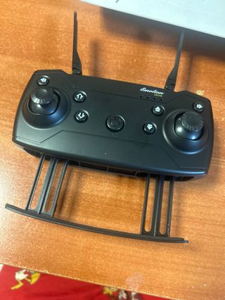 Dron  con  helices desgastadas hsy que cambiarlas