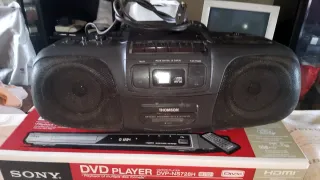 Radio CD/Cassette Thomson Portátil