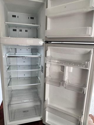 NEVERA DOS PUERTAS LG EN BLANCO NO FROST