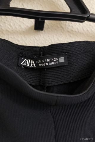 Leggins flare acampanados negros