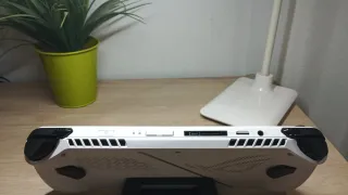 Asus ROG Ally Z1 Extreme, bat 75w y accesorios.