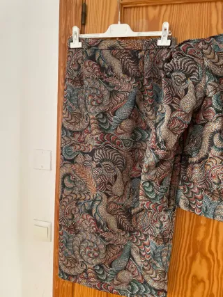 Traje Falda y Chaqueta Blanca Martín Talla 38